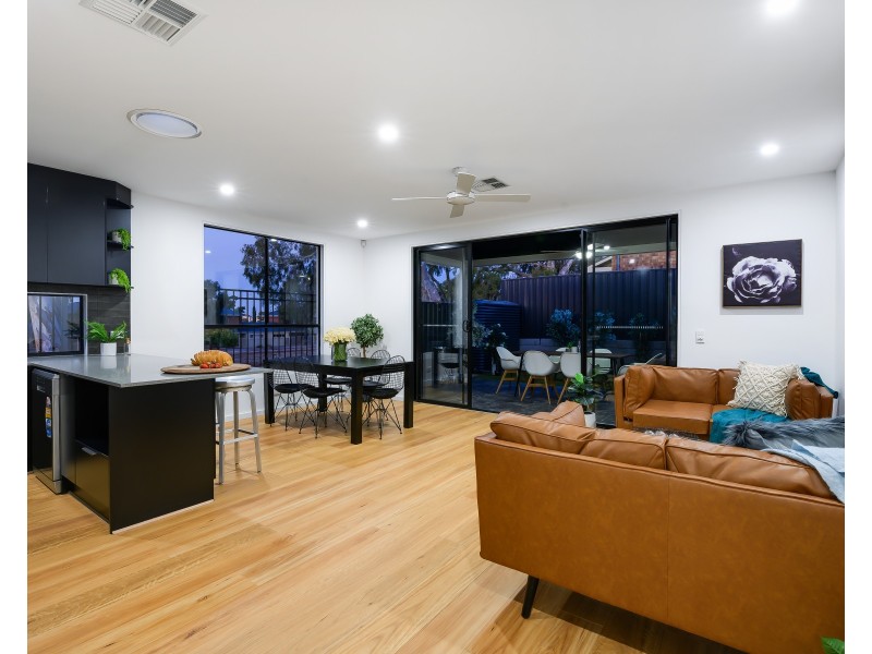 19-19B Dalkeith Avenue, Dover Gardens SA 5048