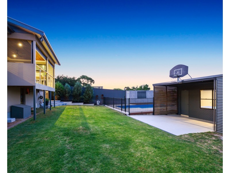 14 Grand View Drive, Seacombe Heights SA 5047