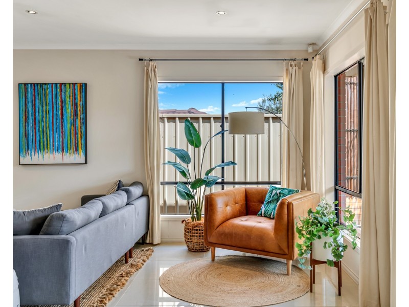 39 Pine Drive, Aberfoyle Park SA 5159