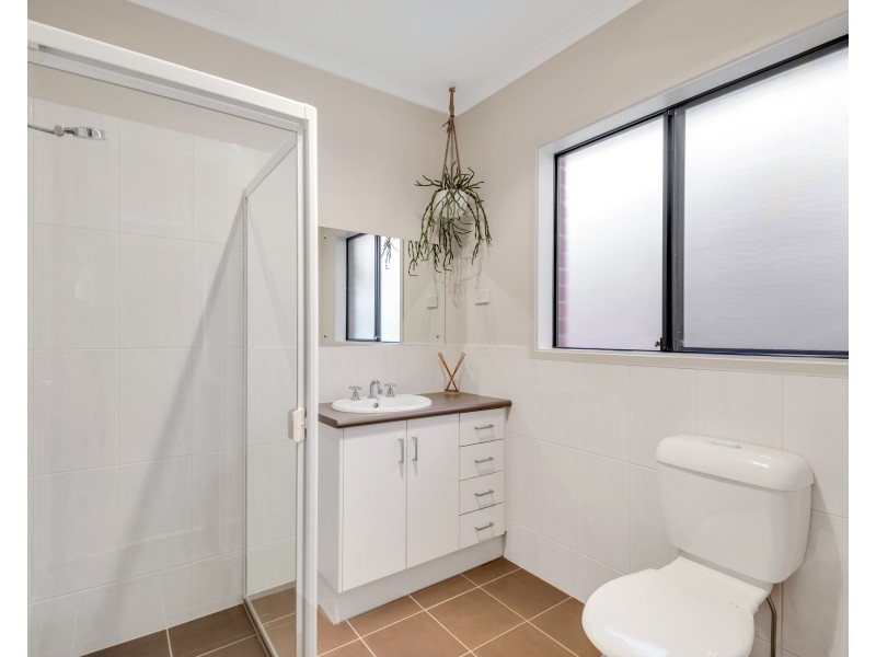 39 Pine Drive, Aberfoyle Park SA 5159