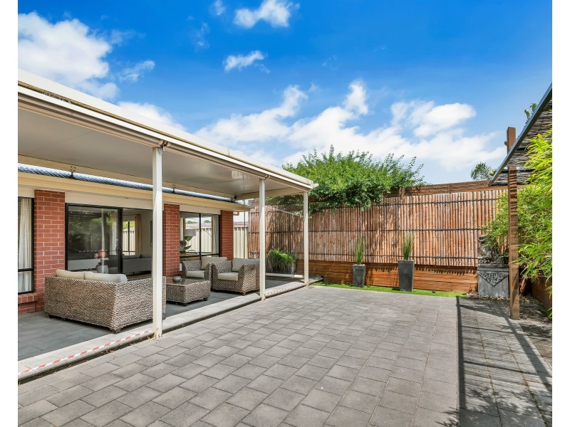 39 Pine Drive, Aberfoyle Park SA 5159