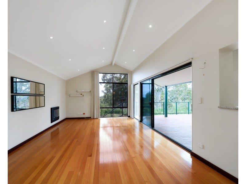 4 Jacaranda Place, Aberfoyle Park SA 5159