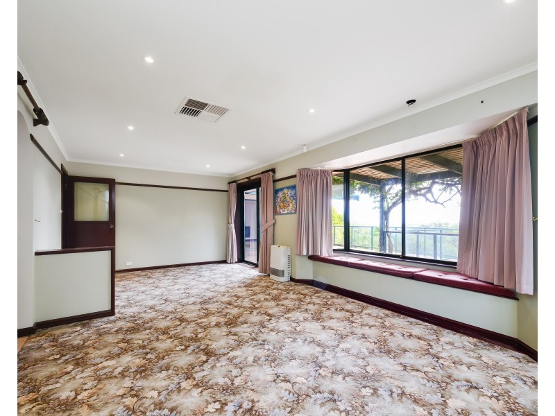 4 Jacaranda Place, Aberfoyle Park SA 5159