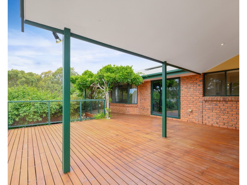 4 Jacaranda Place, Aberfoyle Park SA 5159