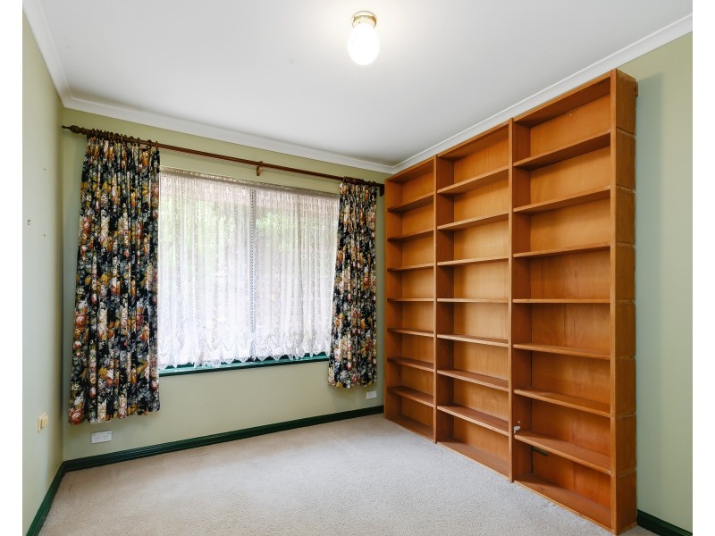 4 Jacaranda Place, Aberfoyle Park SA 5159