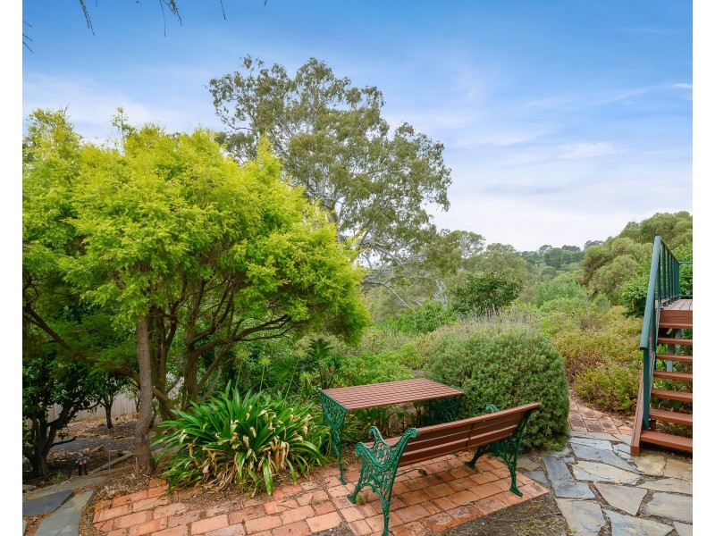 4 Jacaranda Place, Aberfoyle Park SA 5159