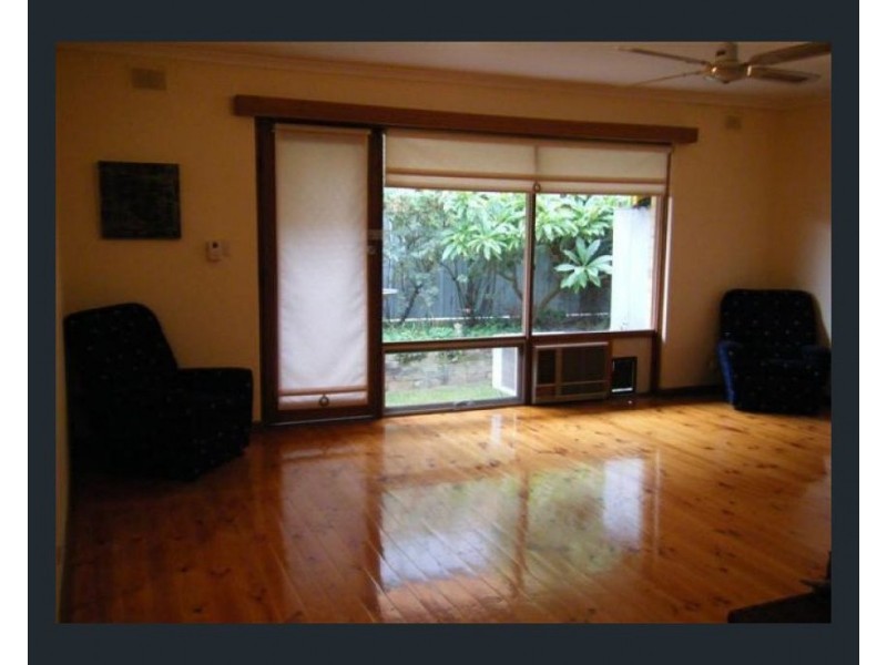 2/4  Eton Road, Keswick SA 5035