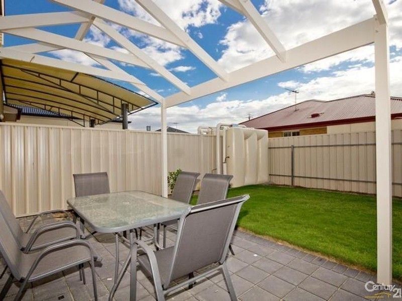 17 Torquay Road, Sturt SA 5047