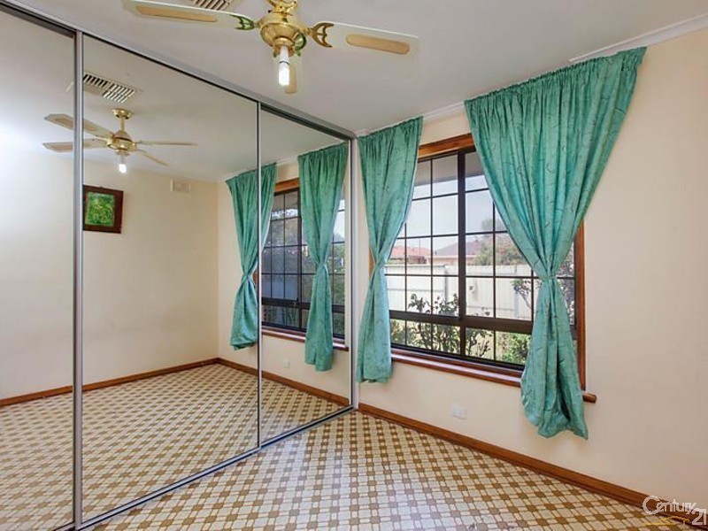 23 Cooke Street, Findon SA 5023