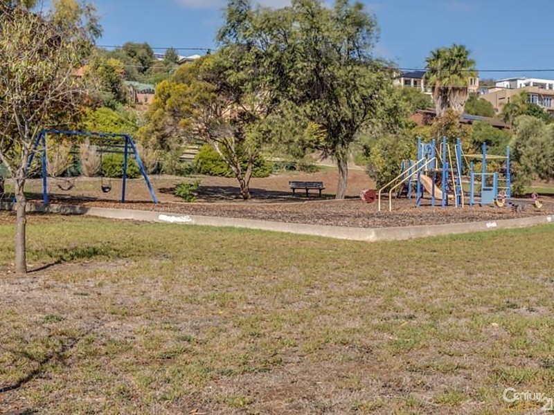 9 Alpine Road, Seacombe Heights SA 5047