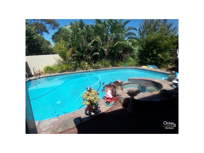 16 Passmore Avenue, Port Noarlunga SA 5167