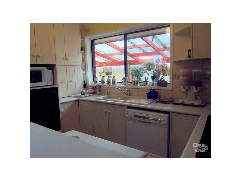 16 Passmore Avenue, Port Noarlunga SA 5167