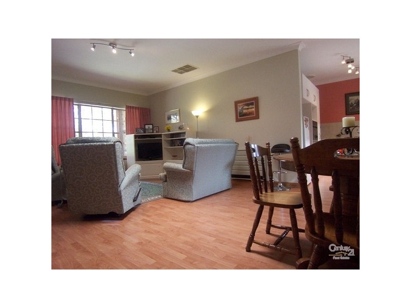 9/11 Thomas Drive, Happy Valley SA 5159