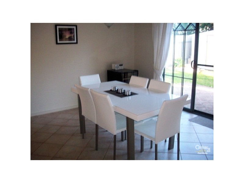 77 Dorrien Avenue   FOR RENT, Woodcroft SA 5162