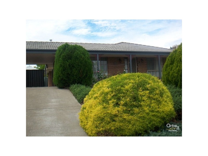 18 Oakhill Crescent, Morphett Vale SA 5162