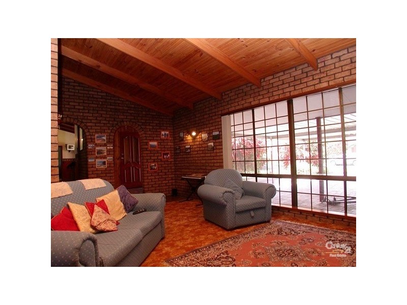 5 Skoda Street FOR RENT, Port Willunga SA 5173