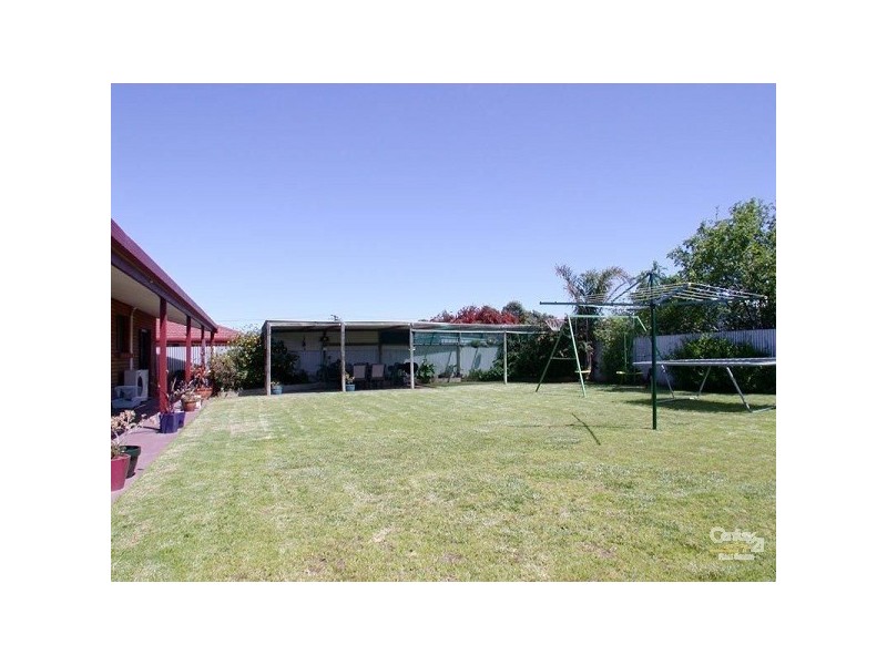 5 Skoda Street FOR RENT, Port Willunga SA 5173