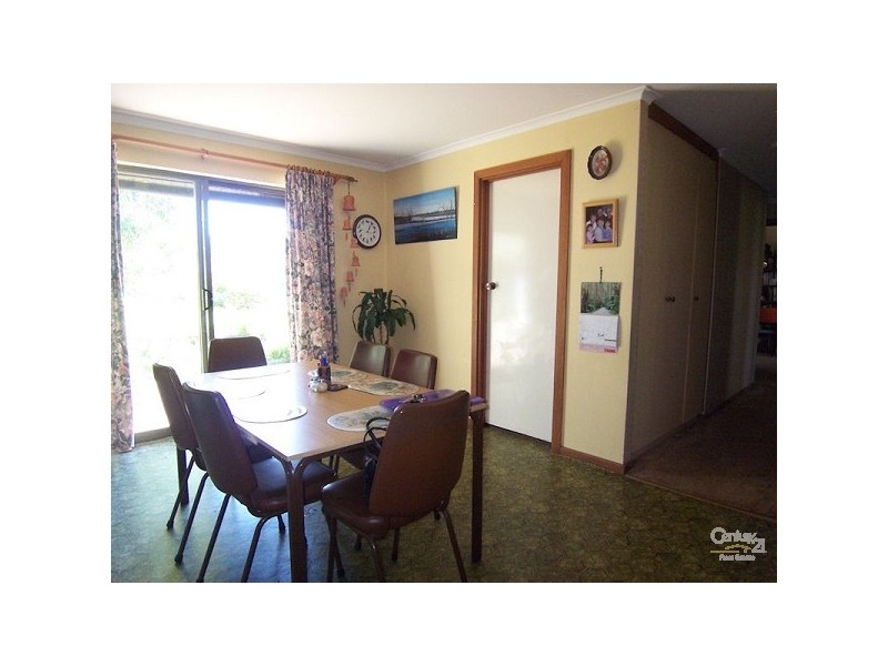 5 Thomas Crescent, Reynella SA 5161