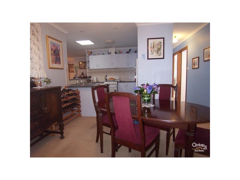 1 Abbey Road, Woodcroft SA 5162