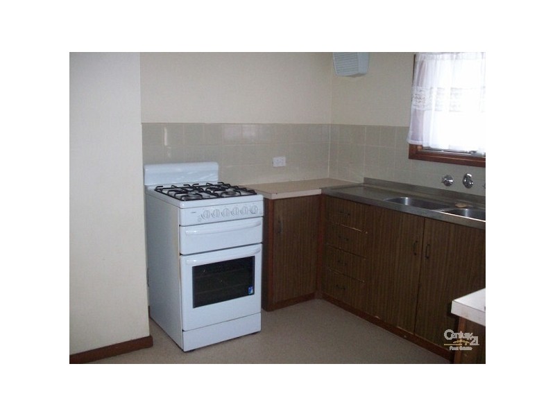 7 Owen Court   FOR RENT, Christie Downs SA 5164