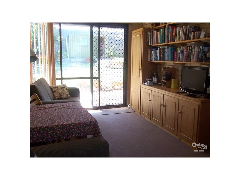 5 Sussex Crescent, Morphett Vale SA 5162