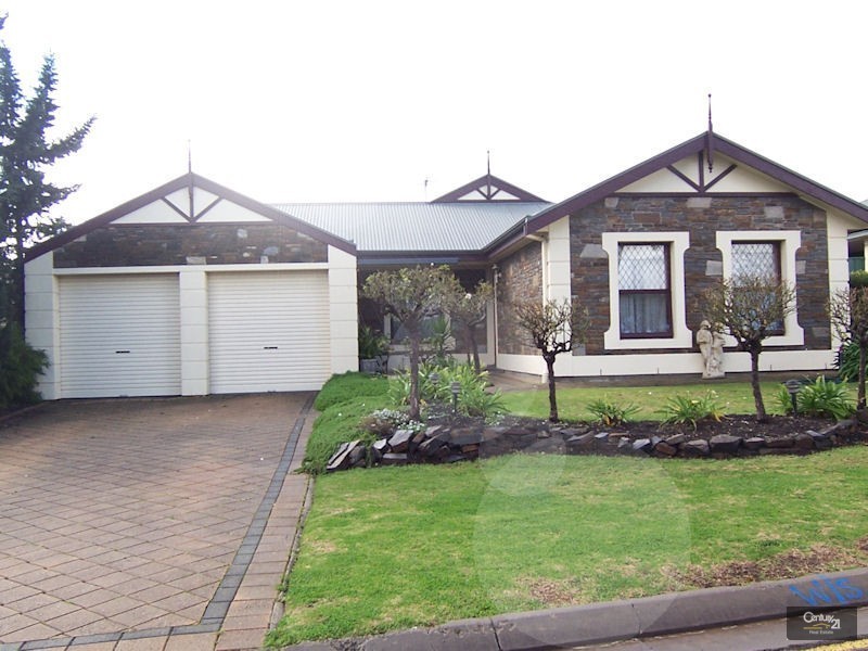 4 Mildara Close, Woodcroft SA 5162