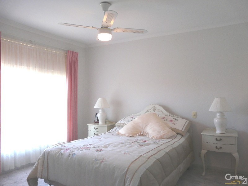 3/138 Reynell Rd, Woodcroft SA 5162