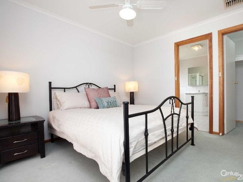 7/138 Reynell Rd, Woodcroft SA 5162