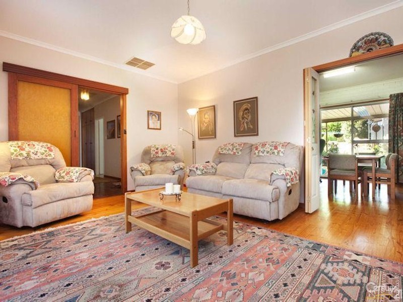 4 Twilight Drive, Happy Valley SA 5159