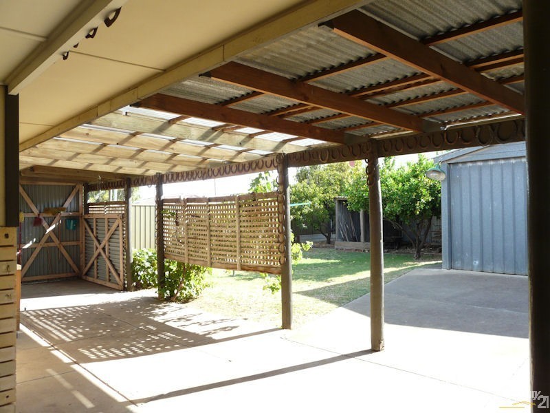 9 Wilson Avenue, Morphett Vale SA 5162