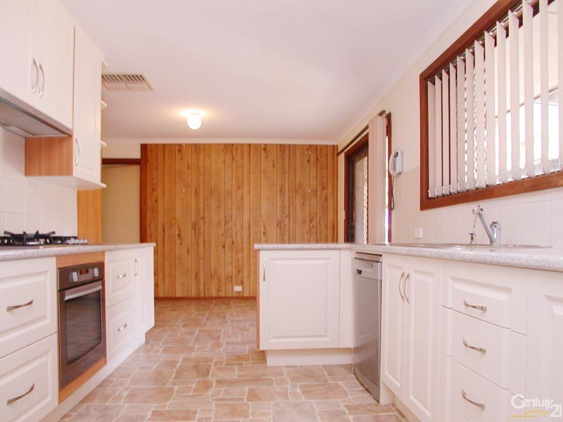 42 Robbie Drive, Reynella East SA 5161