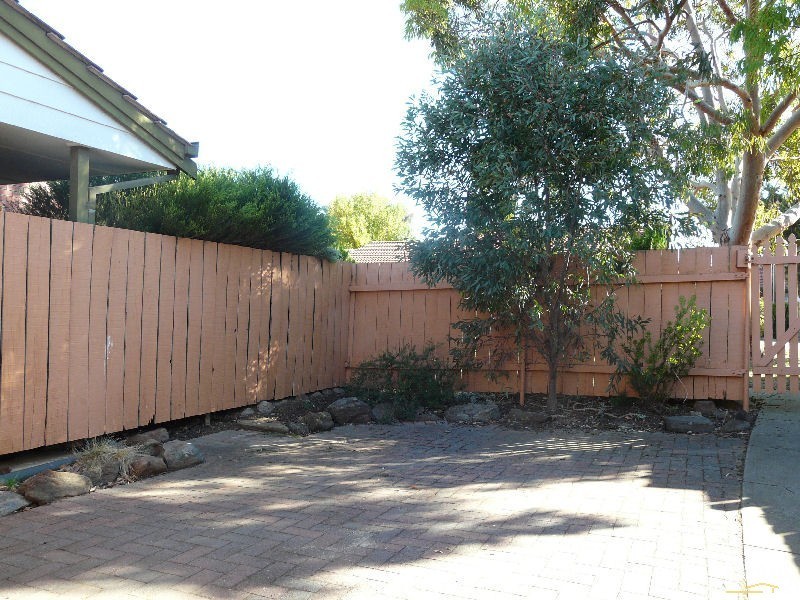 8/2 Douglas Avenue, Reynella SA 5161