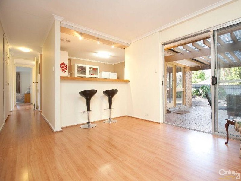 25 Ella Crescent, O’halloran Hill SA 5158