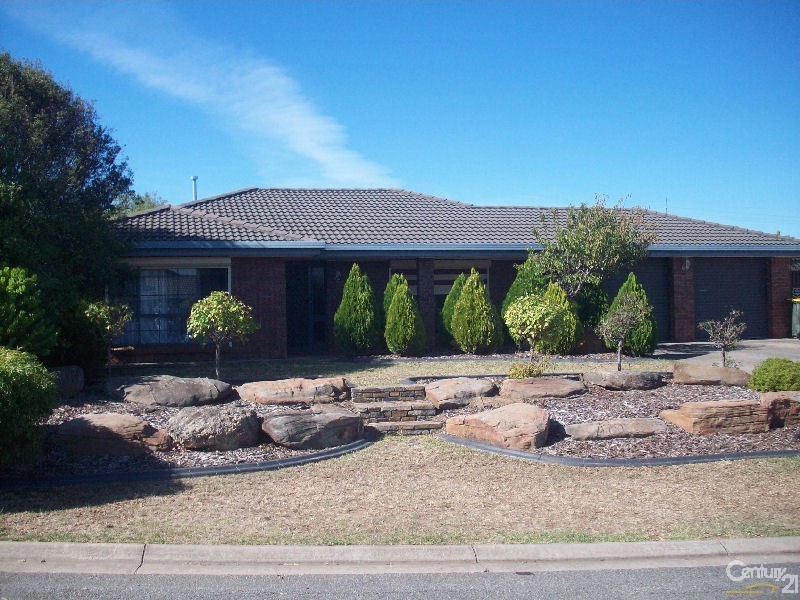 6 Winham Avenue, Old Reynella SA 5161