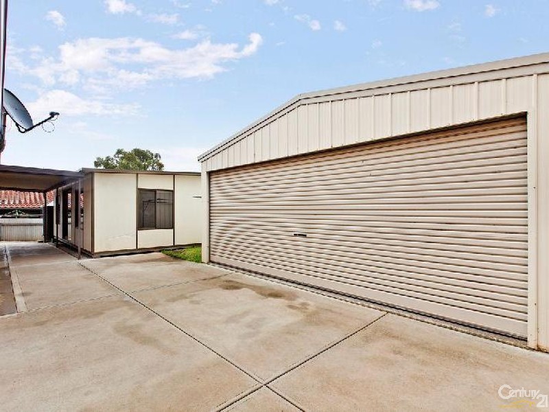 17 Radnor Street, Morphett Vale SA 5162