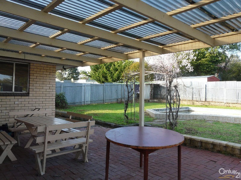 22 Village Road, Hackham West SA 5163