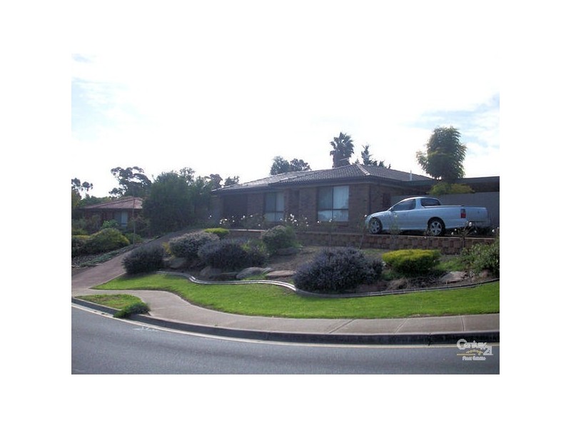 2 Garland Road FOR RENT, Noarlunga Downs SA 5168