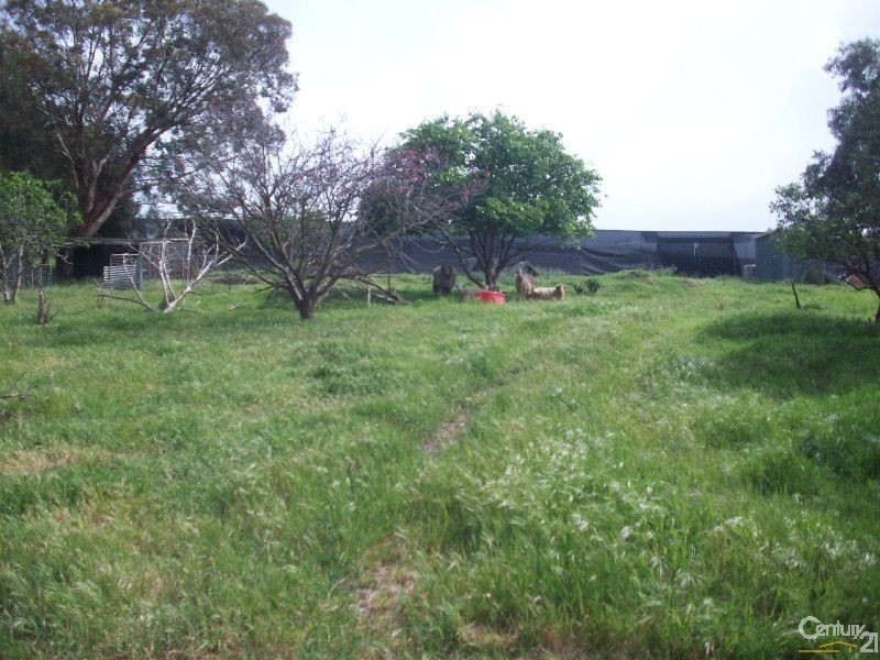 70 Gates Rd, Hackham SA 5163