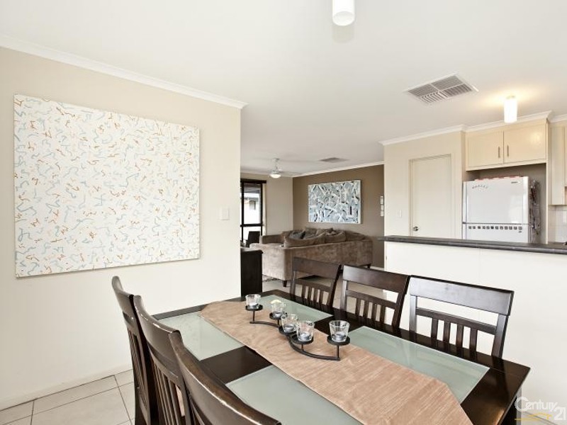 10 Ambrosini Court, Woodcroft SA 5162