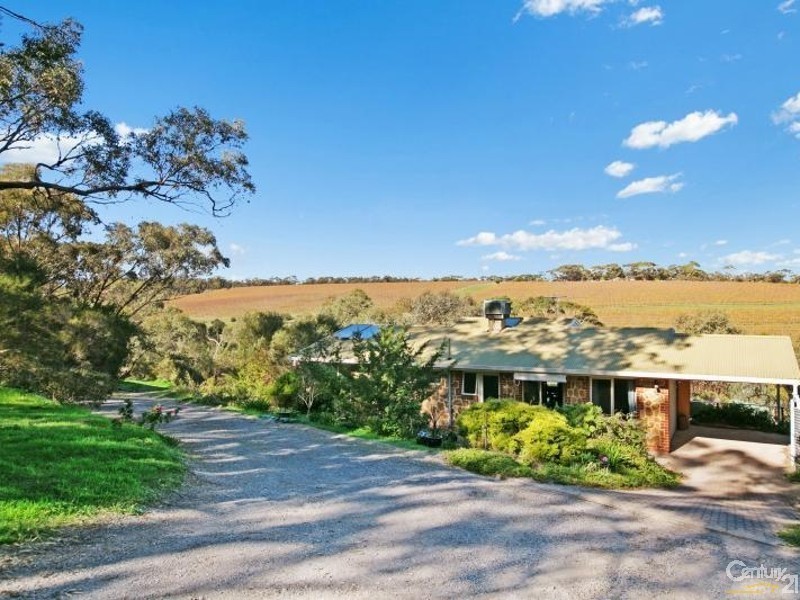 174 Upper Penneys Hill Rd, Onkaparinga Hills SA 5163