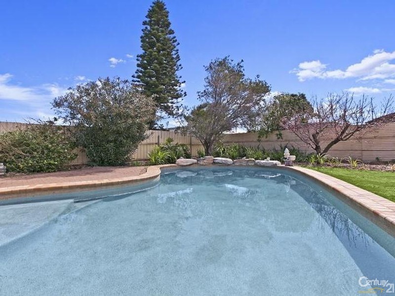 15 Yachtsman Street, Seaford SA 5169