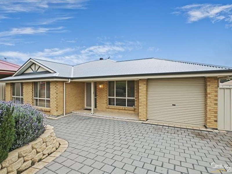 4 Ambrosini Court, Woodcroft SA 5162