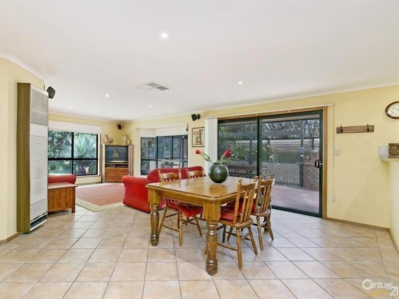 5 St Ives Way, Onkaparinga Hills SA 5163