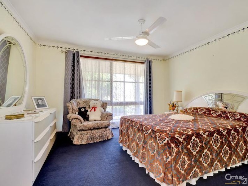 5 Foxfield Drive, Onkaparinga Hills SA 5163