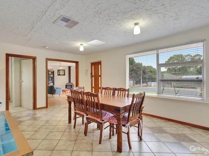 17 Dalkeith Avenue, Morphett Vale SA 5162