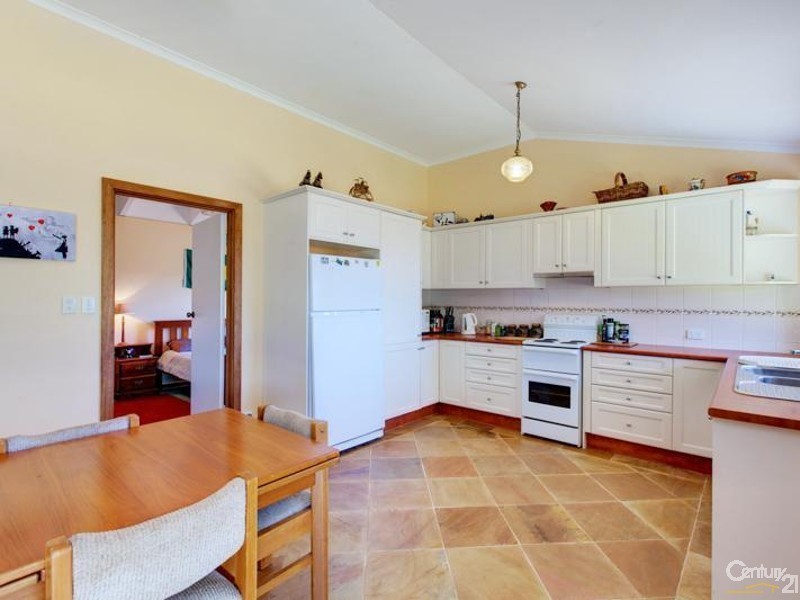 187 Upper Penneys Hill Rd, Onkaparinga Hills SA 5163