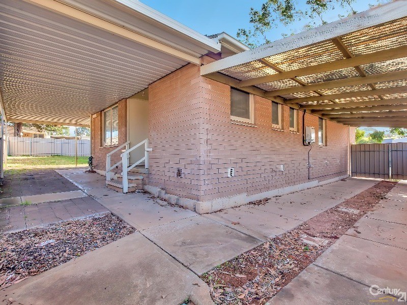 33 Flavian Crescent, Morphett Vale SA 5162