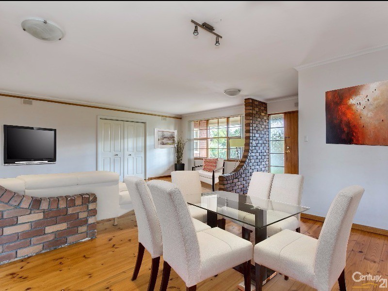 42 Haseldene Drive, Christie Downs SA 5164