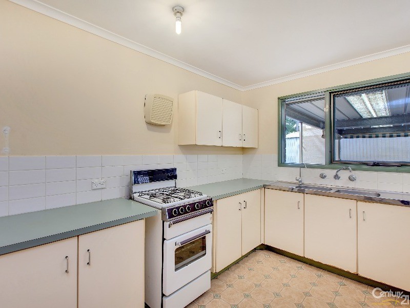 34 Cumberland Crescent, Huntfield Heights SA 5163