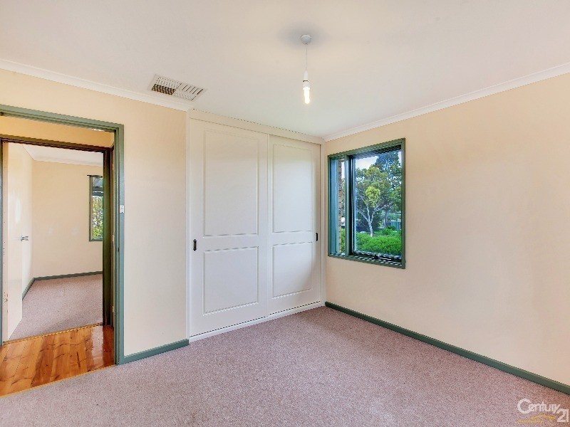 34 Cumberland Crescent, Huntfield Heights SA 5163